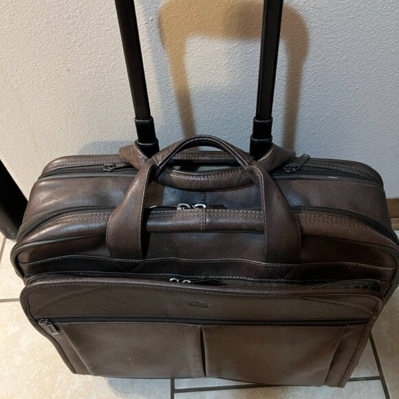 Solo Wheeled Brown Laptop Bag for Business Travel - Picture 3 of 4